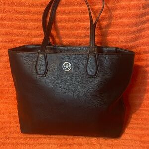 Elegant Black Tote Bag